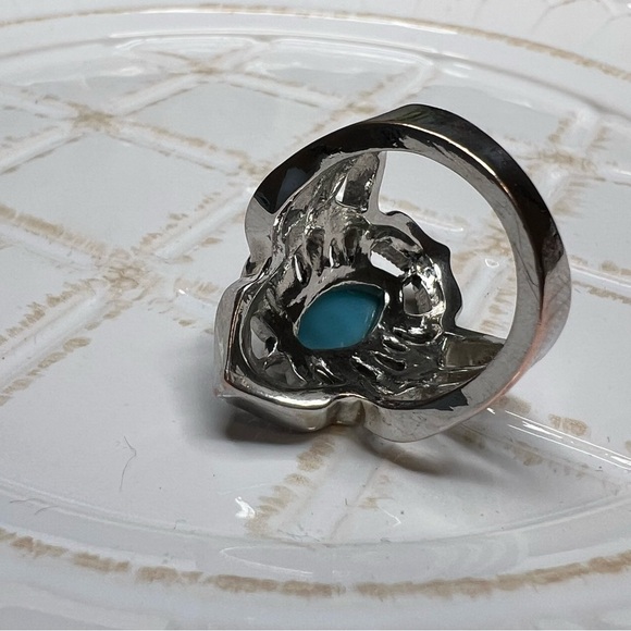 Vintage Style Turquoise Statement Ring Size 8 Marquise Stone with Black Accents - Picture 5 of 5